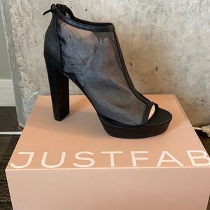 NIB Sexy Black Heels with Zipper Back